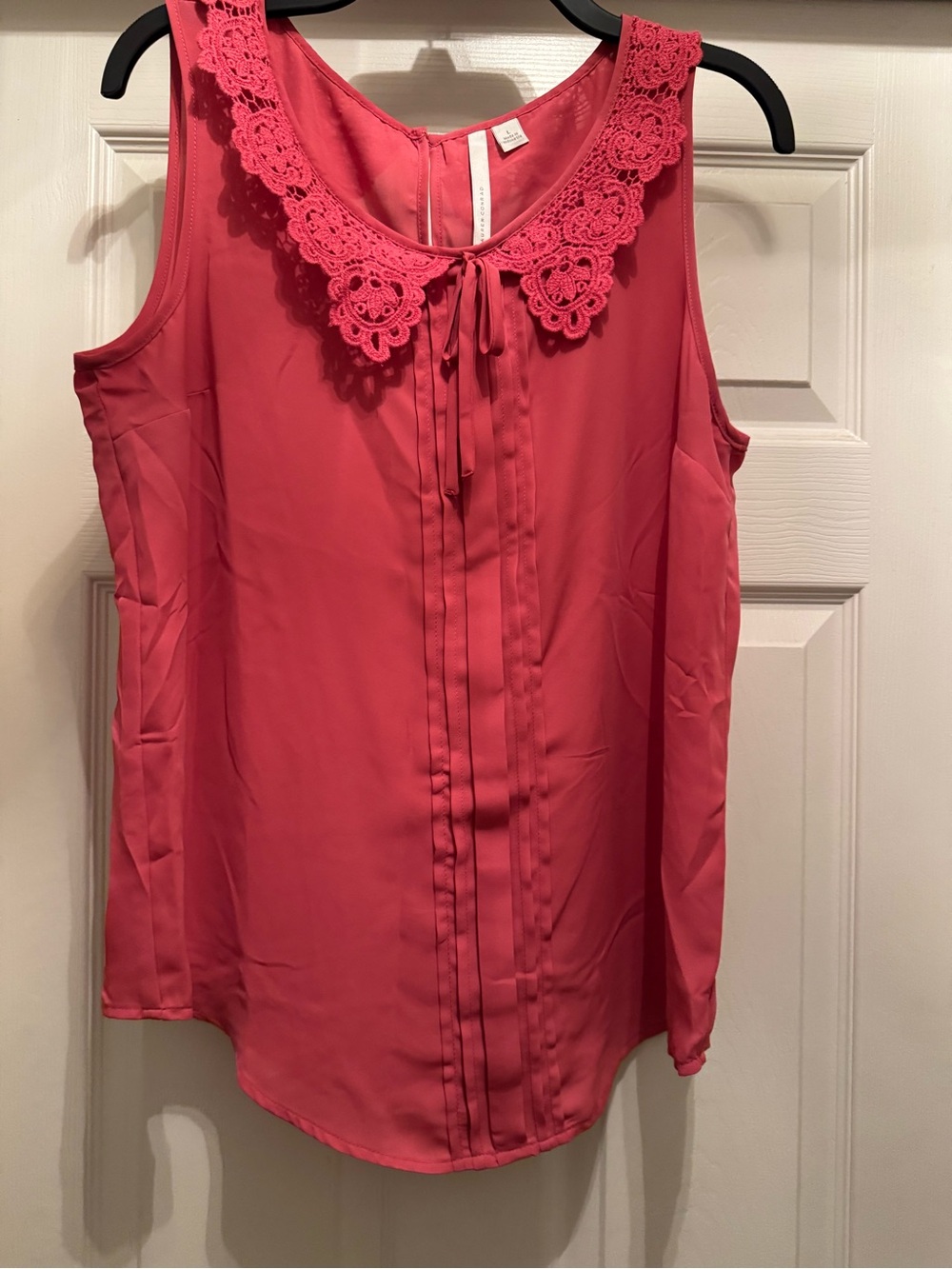 Lauren Conrad Sleeveless Lace Collar Blouse